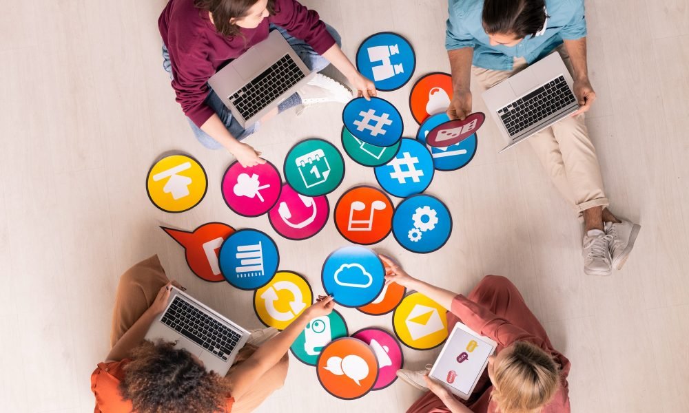 analyzing-marketing-tools.jpg